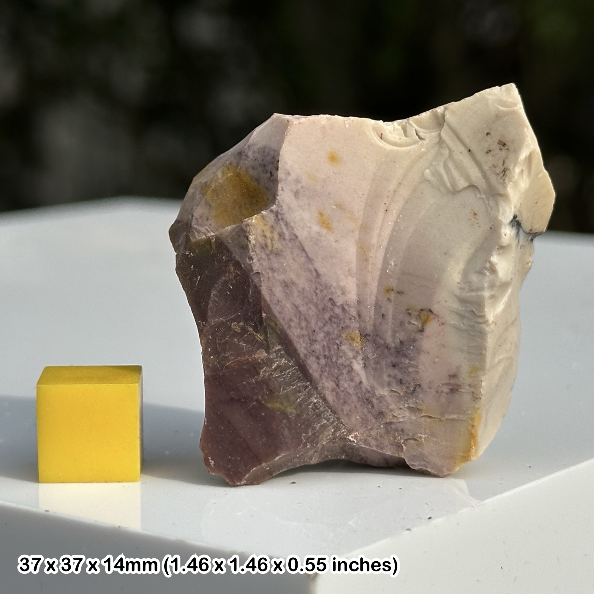 Rough mookaite jasper, australian mineral specimen, natural rough stone